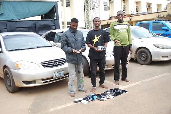 Nigerian Police Arrest Car Thieves, Recovers 10 Vehicles With Altered Chassis Numbers - autojosh 