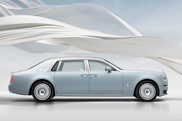 Rolls-Royce Unveils The Phantom Scintilla Private Collection Inspired By The Spirit Of Ecstasy - autojosh 