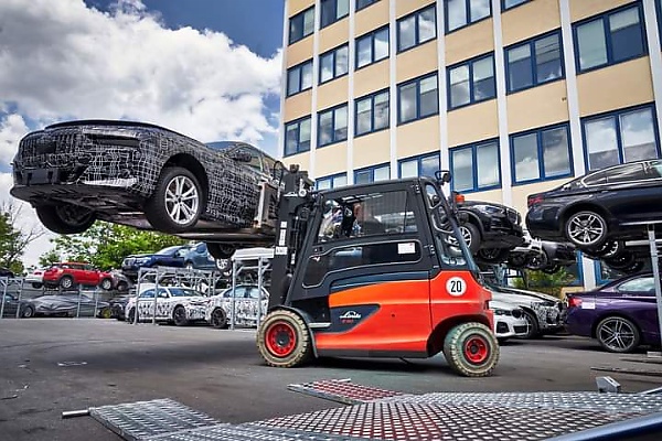 Today's Photos : BMW's Recycling And Dismantling Centre Is Where Prototype Vehicles Goes To Die - autojosh 
