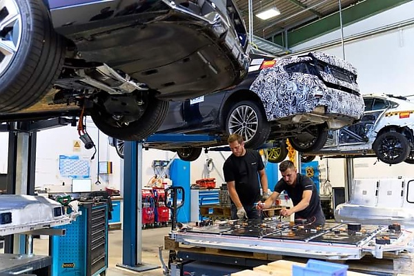 Today's Photos : BMW's Recycling And Dismantling Centre Is Where Prototype Vehicles Goes To Die - autojosh 
