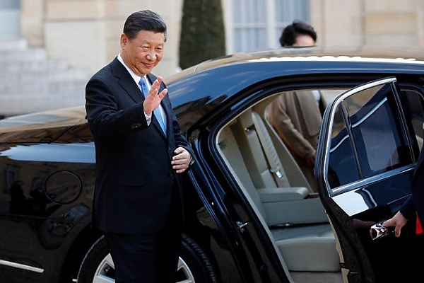 China–Africa Summit : Check Out Chinese President Xi's Stunning Convoy, Including His Armored Hongqi Limo - autojosh 