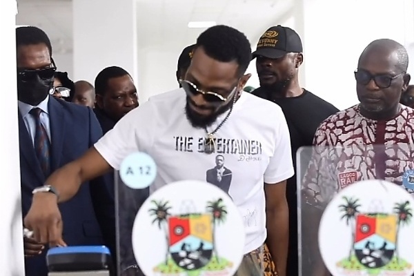 Blue Line First Anniversary : D’Banj Celebrated His 20 Years In The Music Industry With Passengers - autojosh 