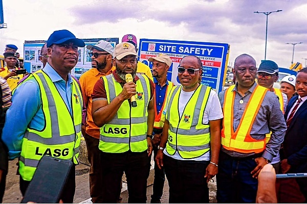 Photo News : LASG Reopens The Ojota And Maryland Sections Of The Odo Iya Alaro Bridge To Traffic - autojosh 