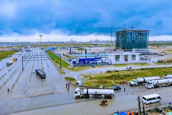 NNPC Mobilizes Hundreds Of Tanker Trucks To Dangote Refinery Ahead Of Start Of Fuel Loading - autojosh 