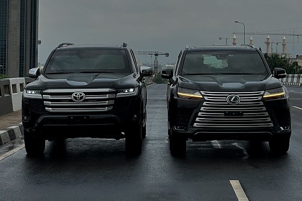 Today's Photos : Toyota Land Cruiser 300 Series And Lexus LX 600 Poses For Photos In Abuja - autojosh 