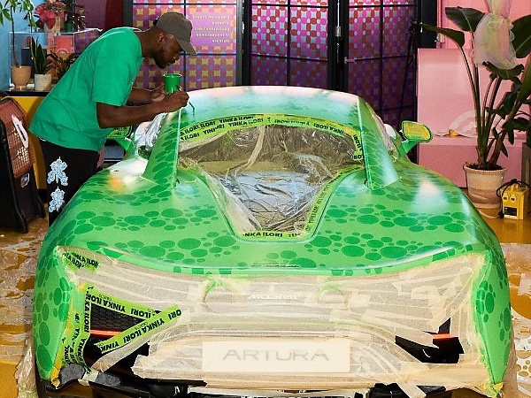 British-Nigerian Artist, Yinka Ilori, Hand-Paints McLaren, Supercar's Bonnet Will Be Sold For Charity - autojosh 