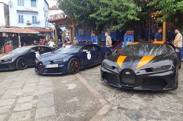 Photos : 15 Bugatti Hypercars Worth $50 Million Currently In Africa For Morocco Grand Tour 2024 - autojosh 