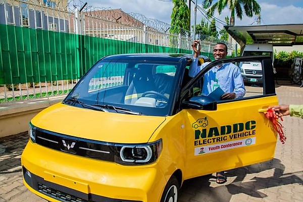 NADDC Presents Electric Vehicle To Winner Of CNG Hybrid Design Competition - autojosh