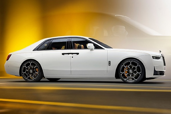 Rolls-Royce Presents 2025 Black Badge Ghost Series II - autojosh 