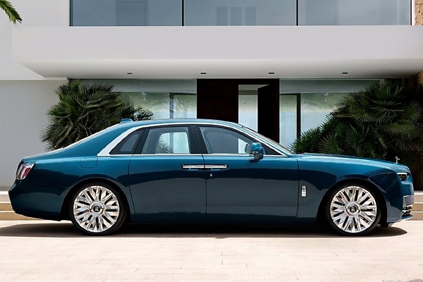 Rolls-Royce Presents 2025 Ghost Series II - The Most Driver-focused V12 Rolls-Royce Yet - autojosh 