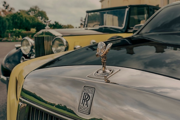 Rolls-Royce Reveals One-off Phantom Extended ‘Goldfinger’ To Mark 60 Years Of James Bond Film - autojosh 