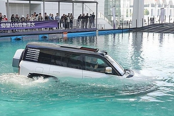 China's YangWang U8 That Can Drive In Water For 30 Mins Makes European Debut At Paris Motor Show - autojosh 