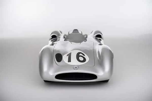 Legendary 1954 Mercedes W 196 R F1 Race Car Expected To Fetch $53 Million At RM Sotheby’s Auction - autojosh