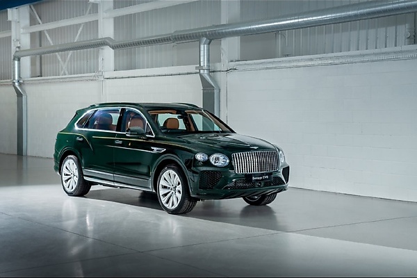 4 Bespoke Bentley Bentayga Limos Join 5-star Peninsula Hotel In Hong Kong As Chauffeur-driven Cars - autojosh 