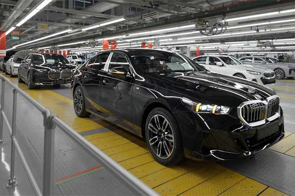 BMW Vehicles Depart The Production Line Completely On Their Own.