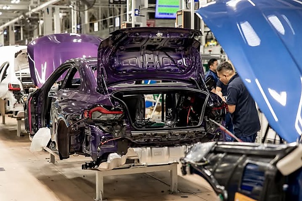 Photos : Inside BMW Production Line In Mexico Where 2 Series, 3 Series And M2 Are Produced For Global Market - autojosh