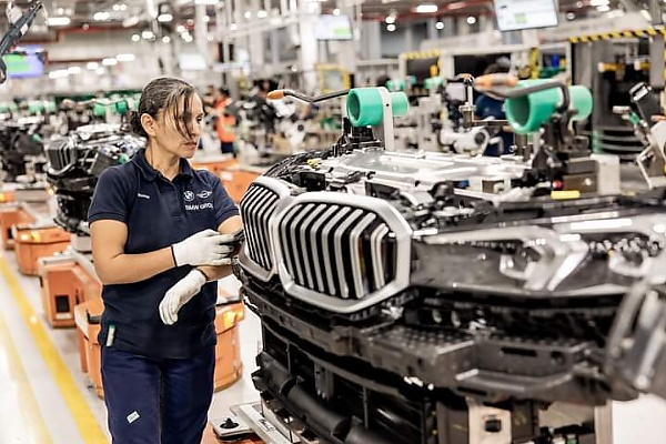 Photos : Inside BMW Production Line In Mexico Where 2 Series, 3 Series And M2 Are Produced For Global Market - autojosh