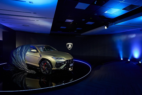 All-new Lamborghini Urus SE Makes Its African Debut In South Africa - autojosh 