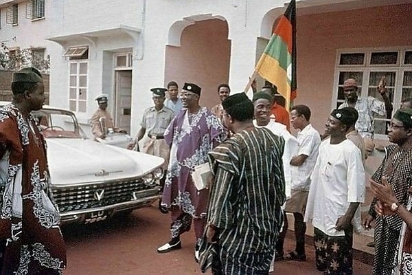 Throwback : Nigeria’s First President, Dr. Nnamdi Azikiwe’s 1959 Buick Electra 225 Luxury Convertible (PHOTOS) - autojosh