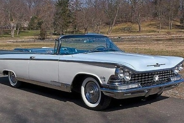 Throwback : Nigeria’s First President, Dr. Nnamdi Azikiwe’s 1959 Buick Electra 225 Luxury Convertible (PHOTOS) - autojosh 