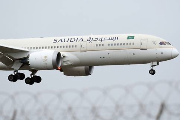 Inside Saudia Airlines’ Onboard Prayer Room, Where Muslims Can Pray During Long-haul Flights - autojosh 