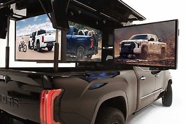 Toyota’s ‘Ultimate Tailgate Tundra’ Which Pops Out Five 55-inch Screens Is Designed For Football Fans - autojosh 