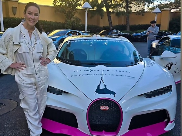 Bugatti Designed A Cupholder For A Chiron Owner After Spilling A Red Bull Drink In Her $3M Hypercar - autojosh