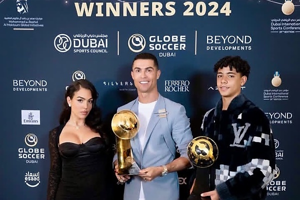 Cristiano Ronaldo Presented With A One-of-a-kind Carbon Fibre ‘Trophy’ Created By Car Tuner, Mansory - autojosh 