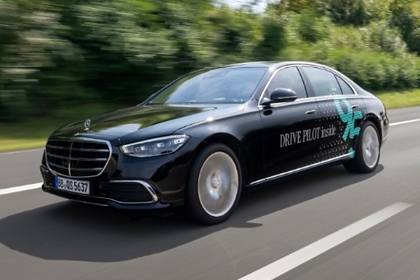 Drive Pilot : Mercedes S-Class, EQS Gets 95 km/h Hands-free ‘Level 3’ Driving On German Highways - autojosh