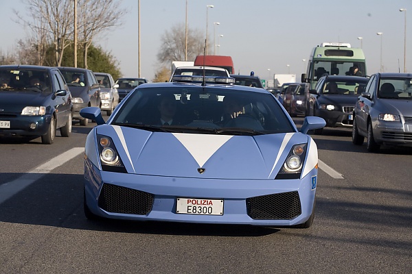 Lamborghini Has Handed Over 6 Supercars To Italian Police For Patrol, Medical Services In 20 Years - autojosh 