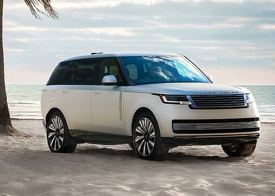 Range Rover Presents One-off SV Candeo Fitted With More Than 900 Grams Of 18-karat Gold Badges - autojosh