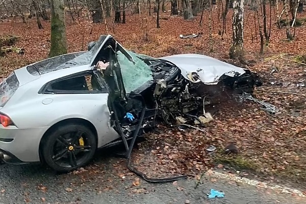 West Ham Striker Antonio ‘Stable’ After A Single-vehicle Crash With His Ferrari - autojosh 