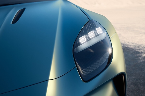 2026 Aston Martin Vantage Roadster Arrives With The ‘Fastest Electric Folding Convertible Roof’ - autojosh 