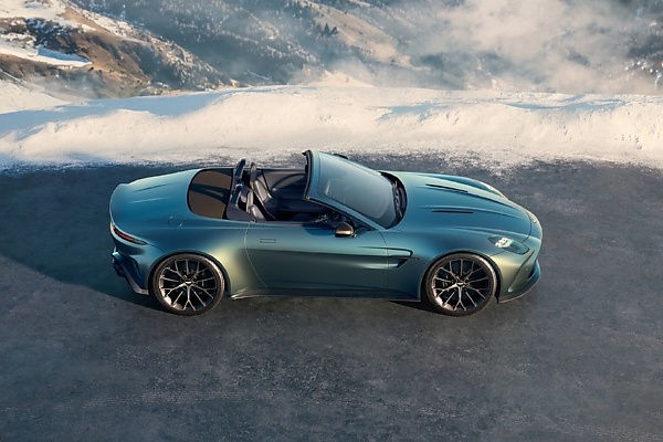 2026 Aston Martin Vantage Roadster Arrives With The ‘Fastest Electric Folding Convertible Roof’ - autojosh 