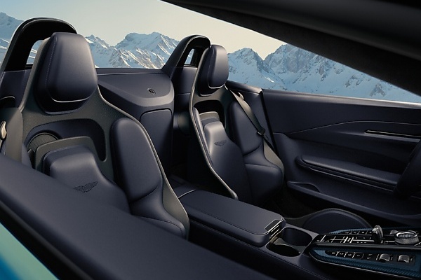 2026 Aston Martin Vantage Roadster Arrives With The ‘Fastest Electric Folding Convertible Roof’ - autojosh 