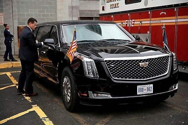 Photos : 8-inch Thick Armored Door Of U.S President’s Limo Is As Heavy As The Door Of Boeing 757 - autojosh 