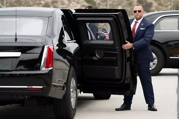 Photos : 8-inch Thick Armored Door Of U.S President’s Limo Is As Heavy As The Door Of Boeing 757 - autojosh 