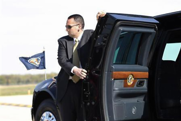 Photos : 8-inch Thick Armored Door Of U.S President’s Limo Is As Heavy As The Door Of Boeing 757 - autojosh 