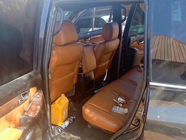 Police Recovers Abandoned Prado In Abuja, Urges Public With Missing Vehicles To Come For Verification - autojosh 