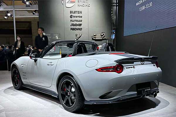 Mazda Launches A Special MX-5 Spirit Racing Roadster 12R