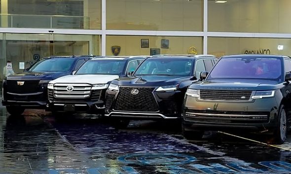 Today’s Photos : 4 Of The Biggest Ultra-luxury SUVs Looking For New Owners - Which Is Your Dream Car? - autojosh