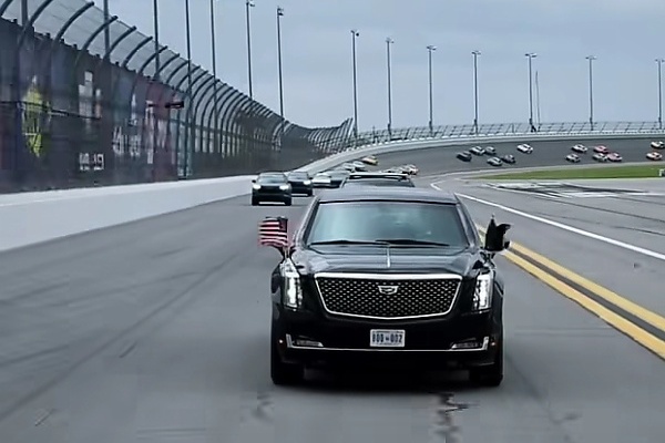 Trump Races In Armored Presidential Limousine AKA ‘The Beast’ Around Race Track To Open Daytona 500 - autojosh 