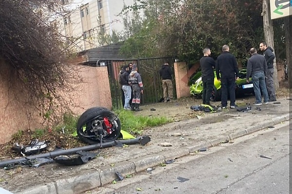 Technician Crashes Lamborghini Revuelto Worth ₦2 Billion On Delivery Day - autojosh 