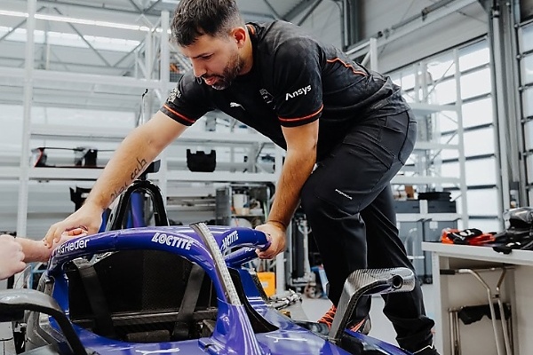 From Football Legend To Formula E Racer : Sergio Agüero Becomes A Porsche Racing Driver - autojosh 