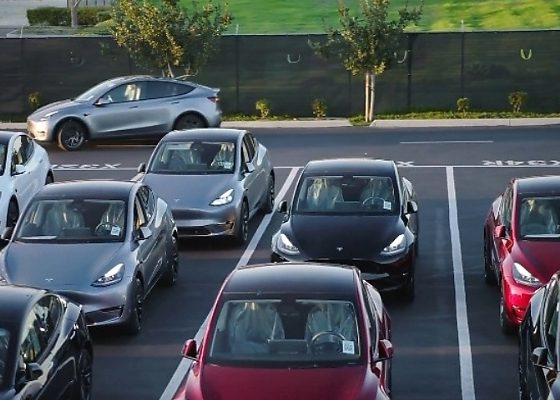 Tesla Cars Now Drive Themselves From Factory To Loading Dock Without Drivers Behind The Wheels - autojosh