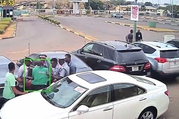 Watch : Moment A Man Walks Into A Nigerian Car Dealership, Smashes Windscreens Of 5 Cars - autojosh 