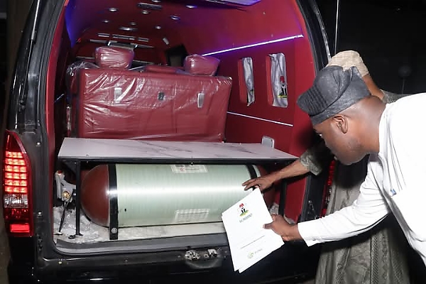 Photo News : Locally Produced CNG-powered VIP Bus Joins Tinubu’s Presidential Fleet - autojosh 