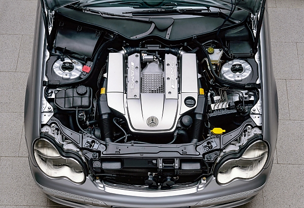 The S-Class-Inspired Mercedes-Benz C-Class (203 Model Series) Turns 25 - autojosh 
