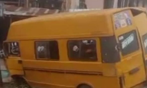 Driver And Conductor Flees After Commercial Bus Killed A Pedestrian, Injured Two Others In Lagos - autojosh