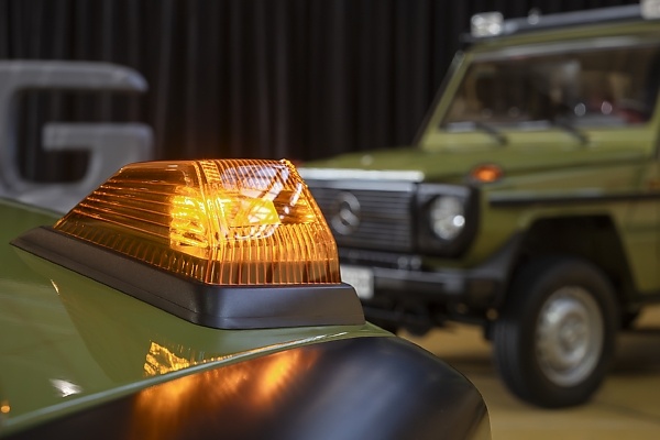 First Photos : Highly Exclusive Mercedes-Benz G-Class Edition Stronger Than The 1980s - autojosh 